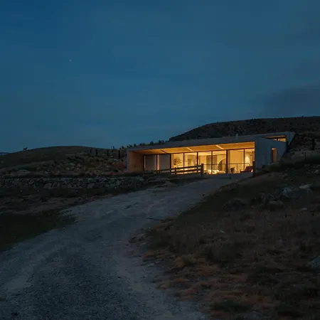 Bunker House Villa Lake Tekapo Exterior photo