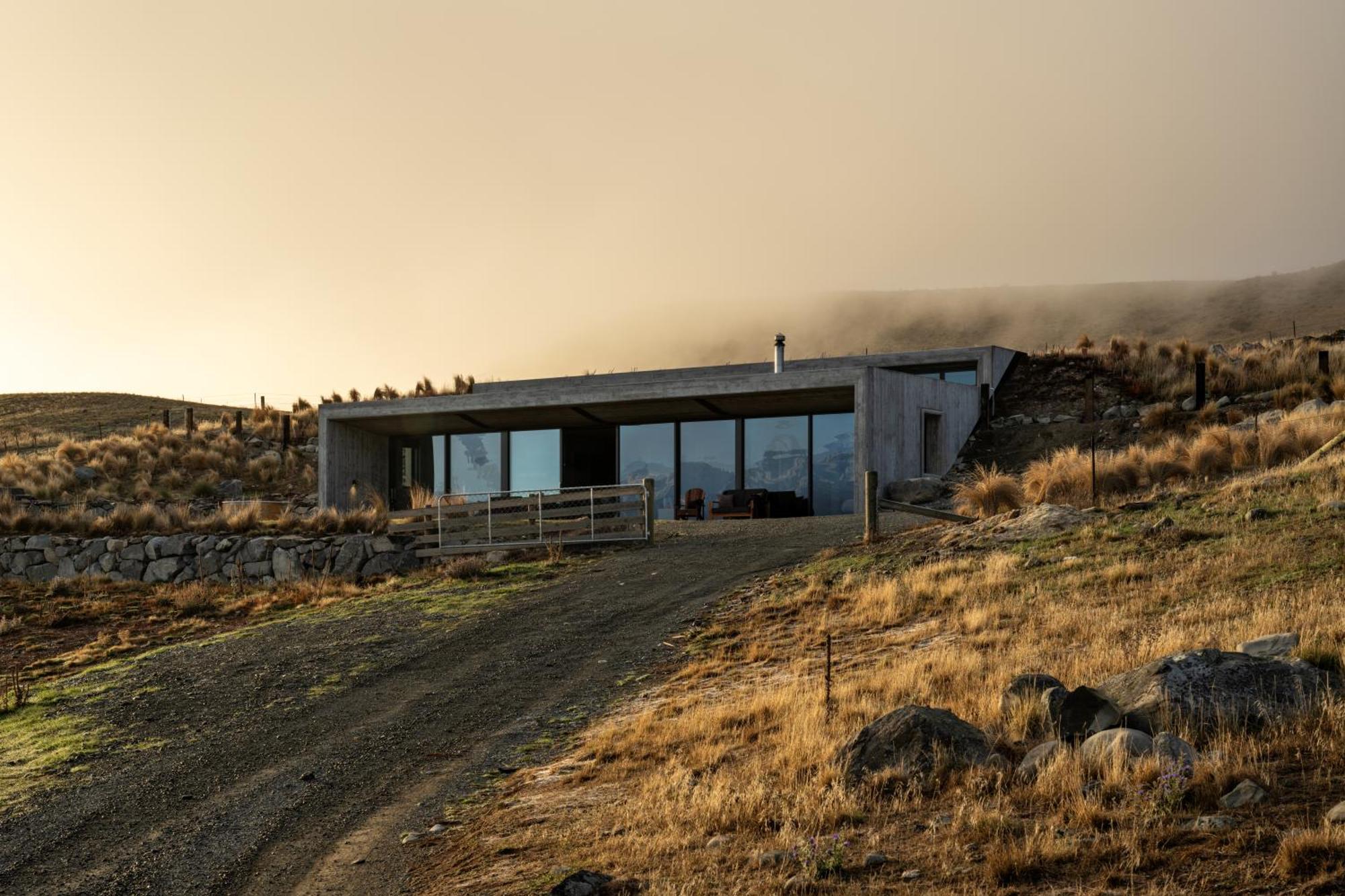 Bunker House Lake Tekapo